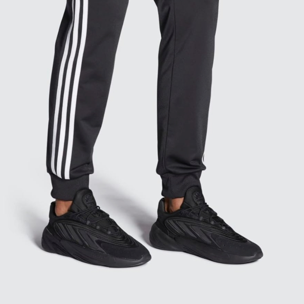 NWT Adidas Sneakers